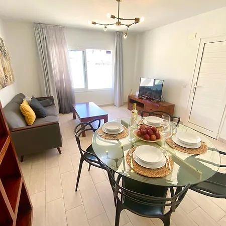 Princesa Ico, Cerca Del Mar San Bartolomé